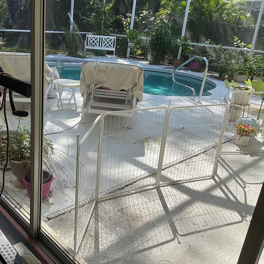 White Rollick Dog Playpen for All-Terrain 32 inch 14 Panels & 2 Gates FXW