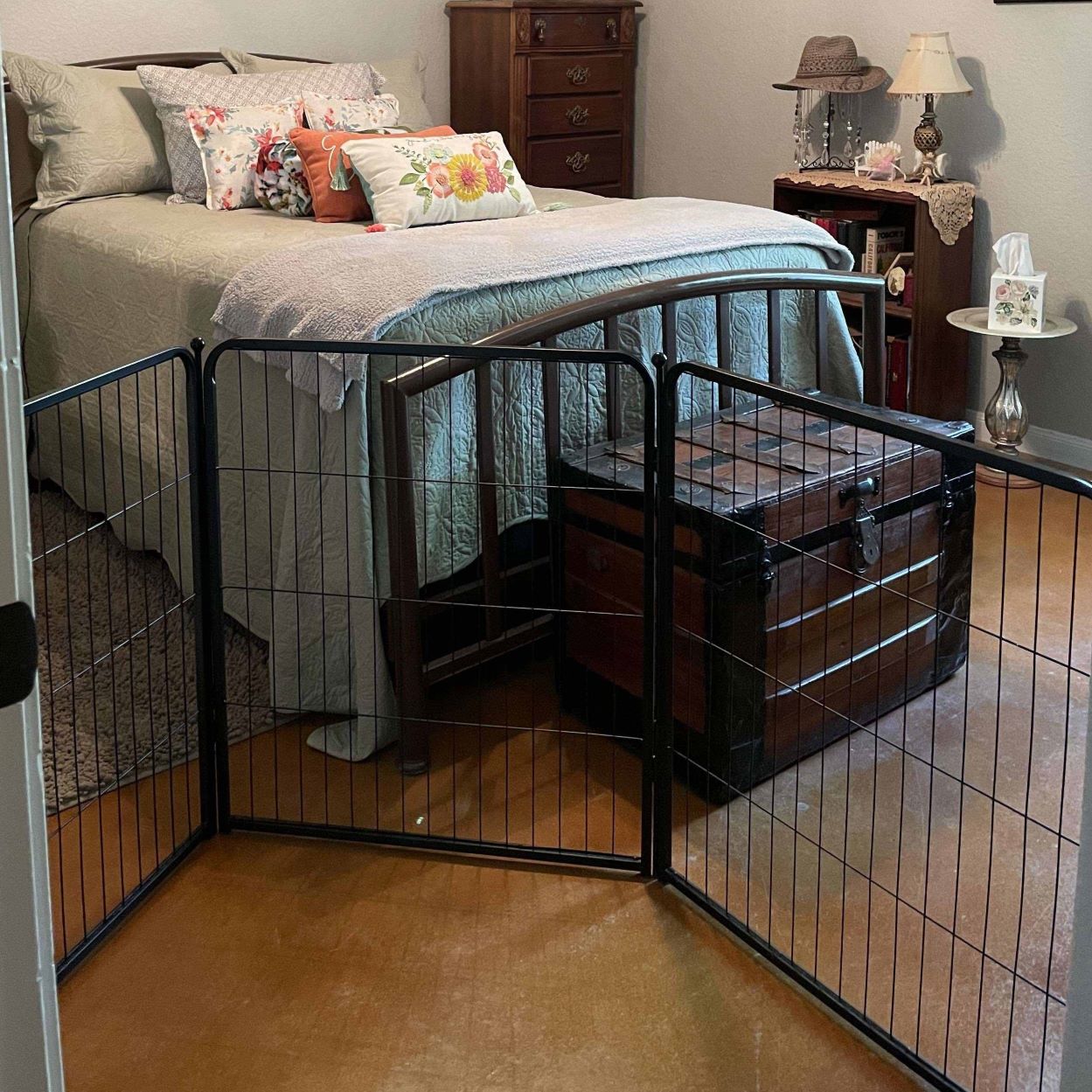 Bundle - Homeplus Dog Playpen & Fence-to-Wall Anchor (2 PCs) FXW