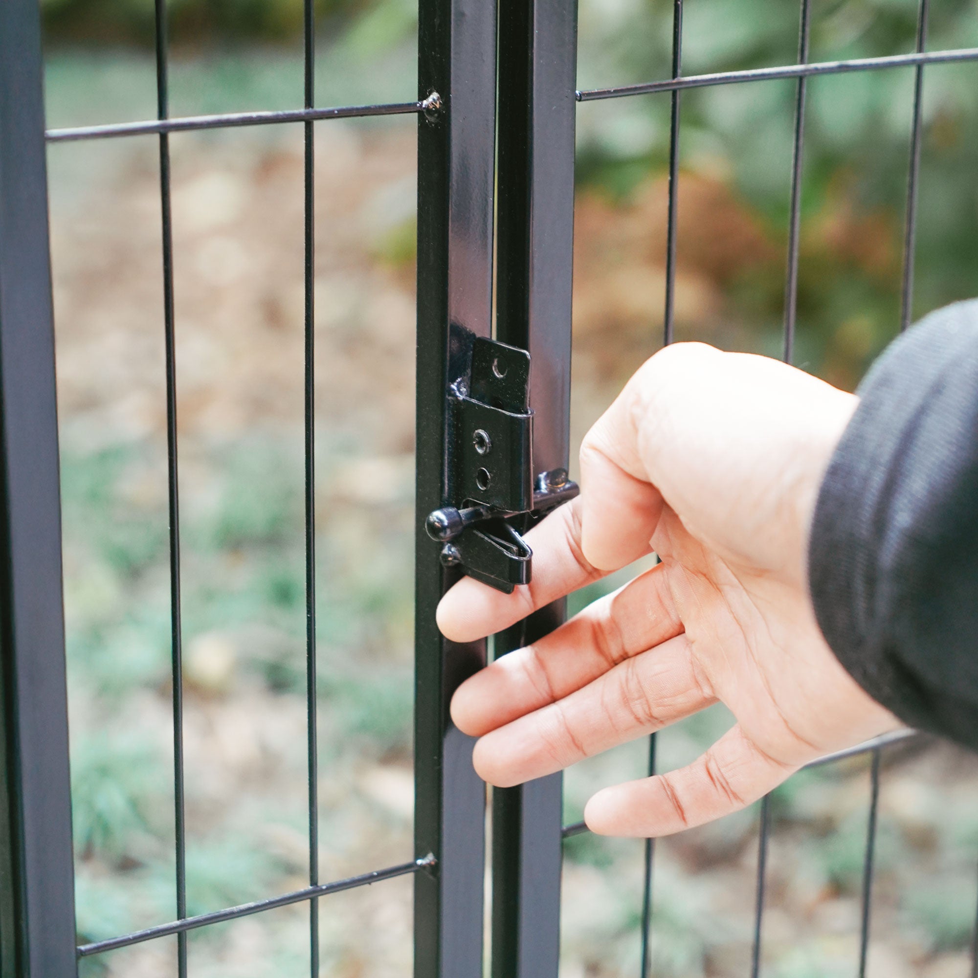 camping dog fence lock